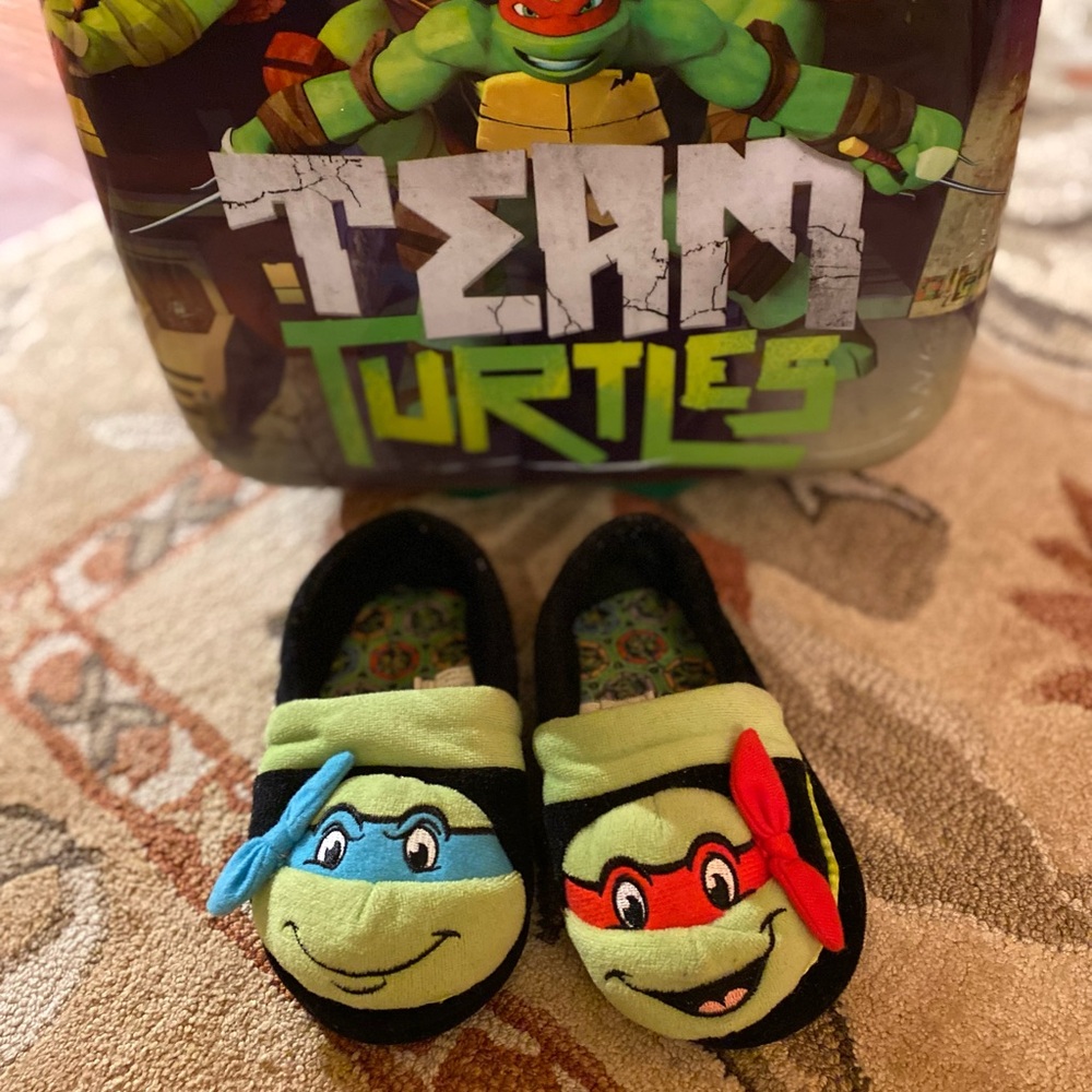Kids Nickelodeon Teenage Mutant Ninja Turtles Slippers